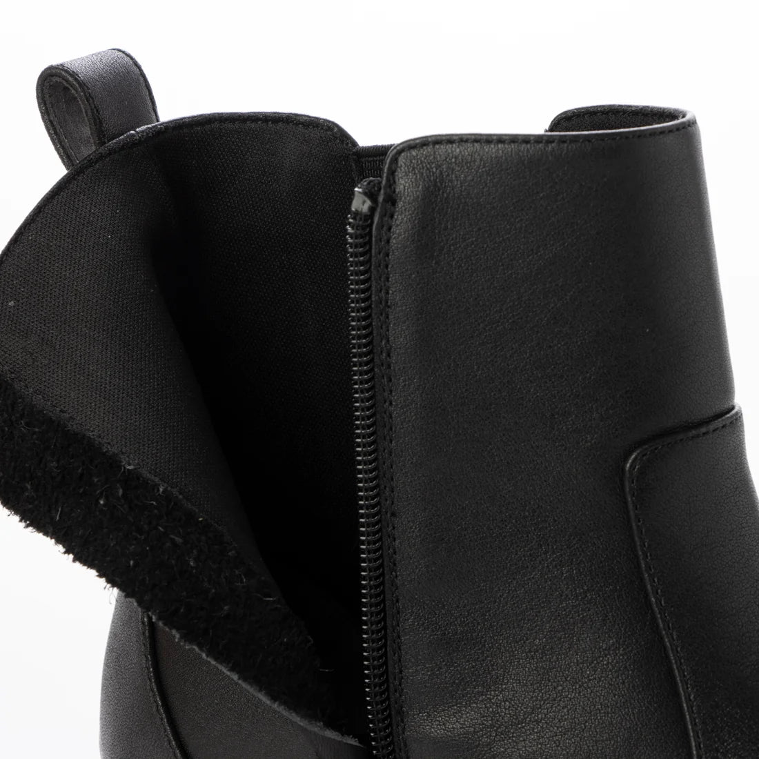 ファスナー付きサイドゴアブーツ /ND23623