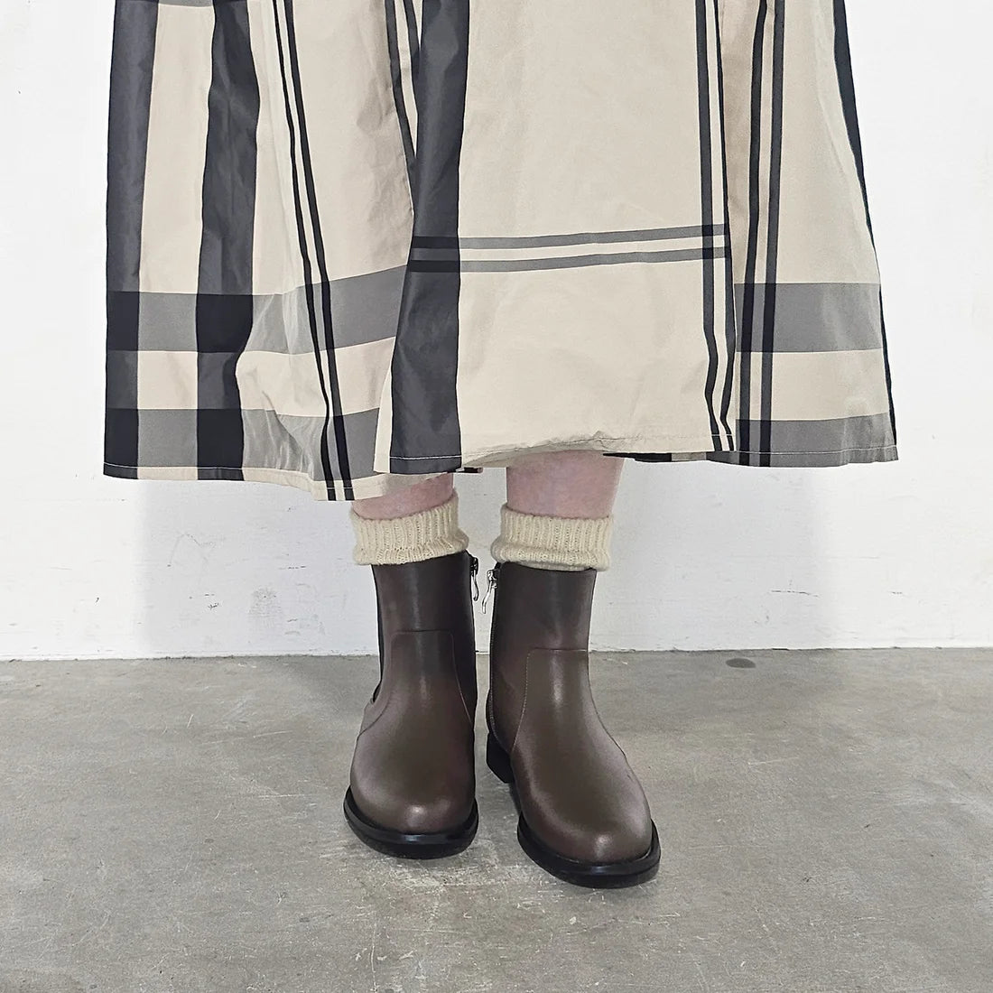 ファスナー付きサイドゴアブーツ /ND23623