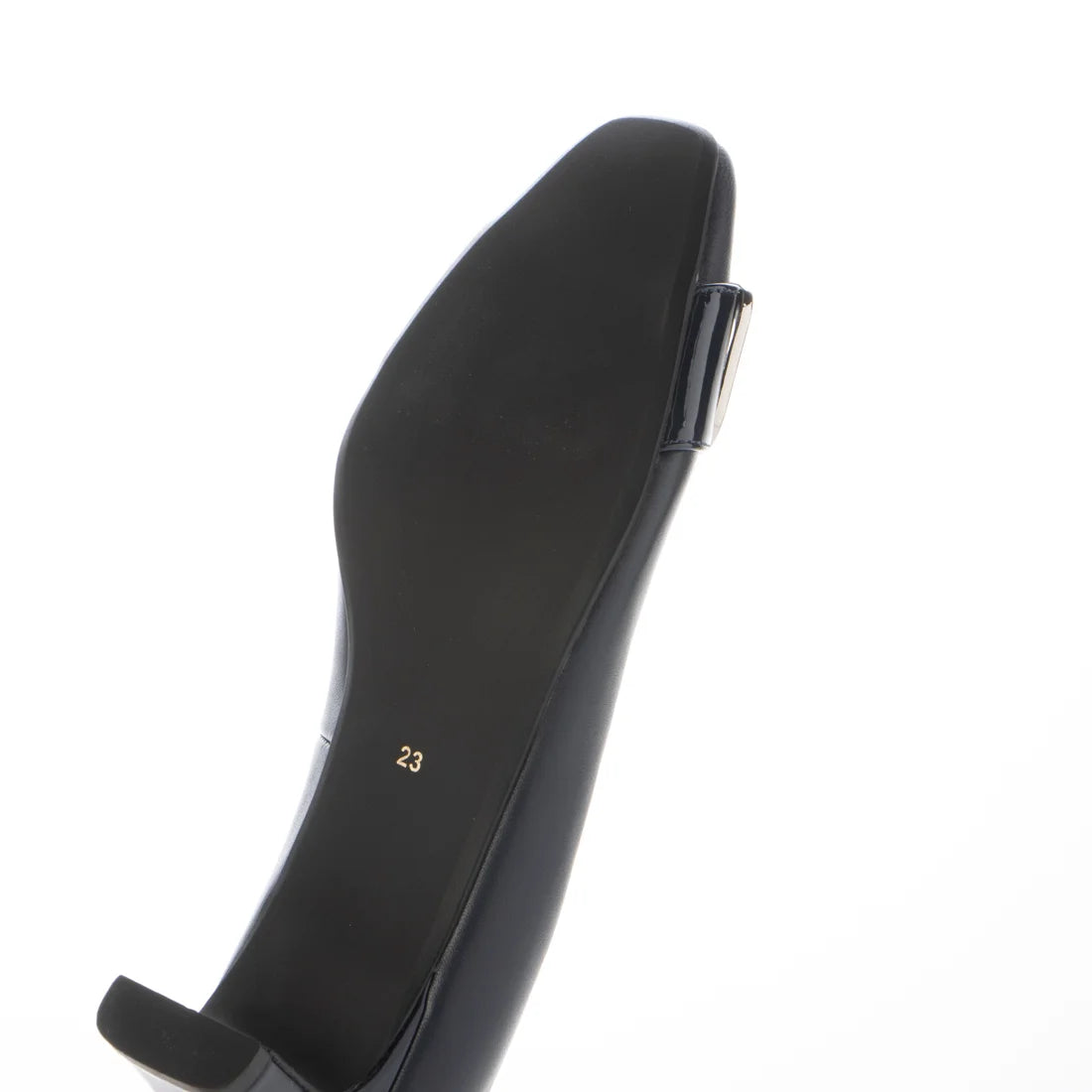 スクエアモチーフパンプス ／ND24003